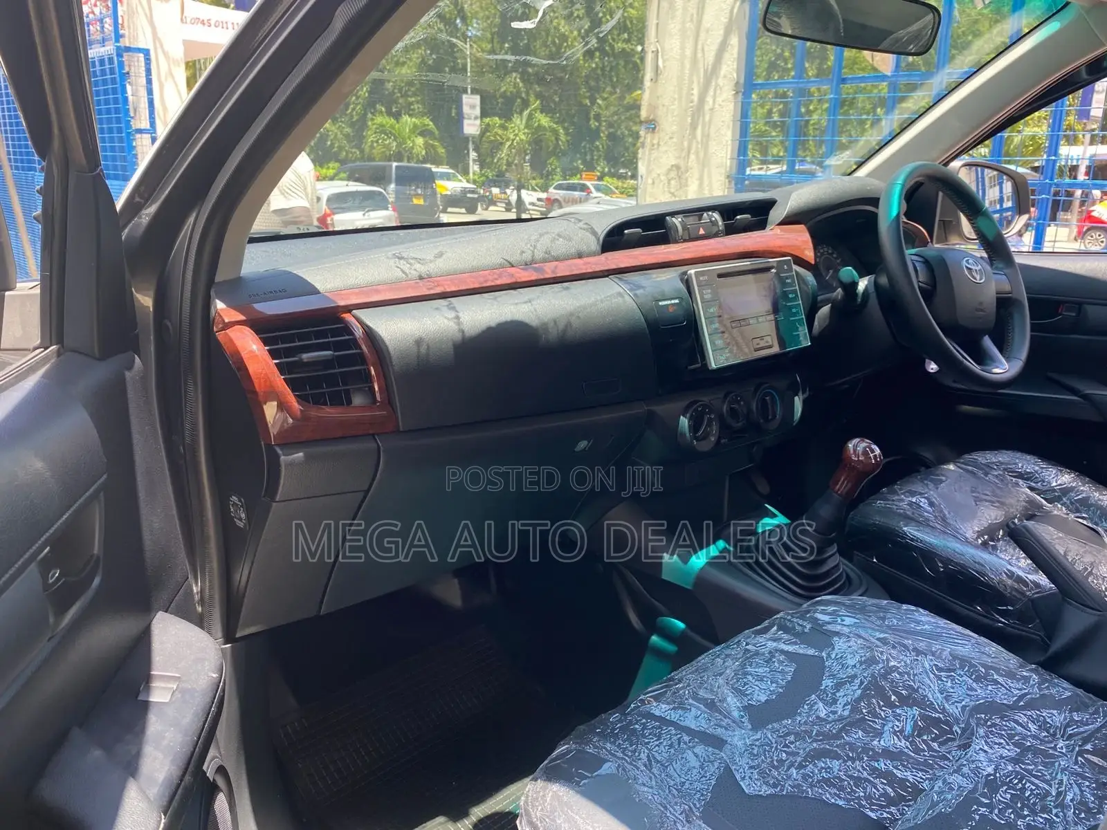 Toyota Hilux 2018 Black