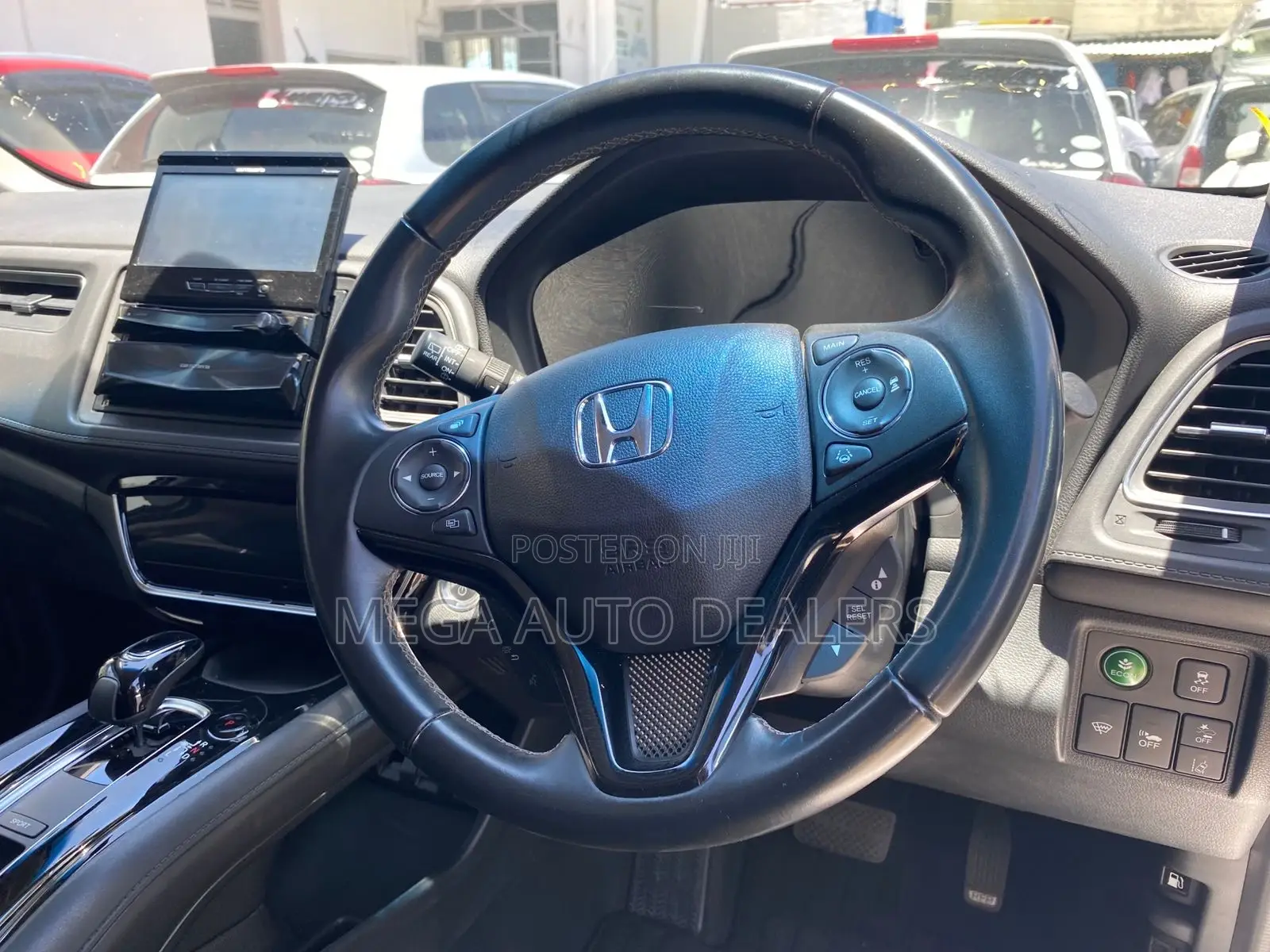 Honda Vezel 2018 White