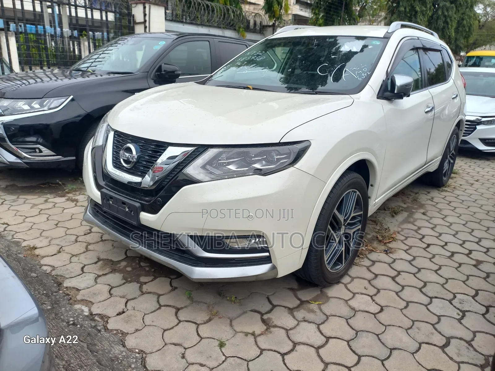 Nissan X-Trail 2.0 Petrol AWD 2019 White