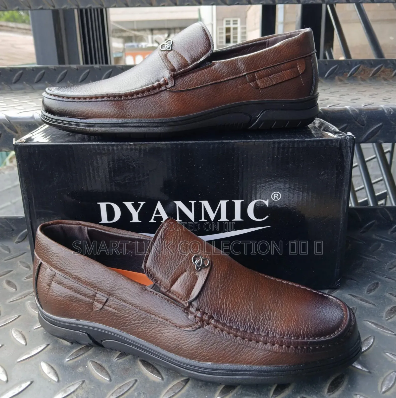 Dyanmic Casual