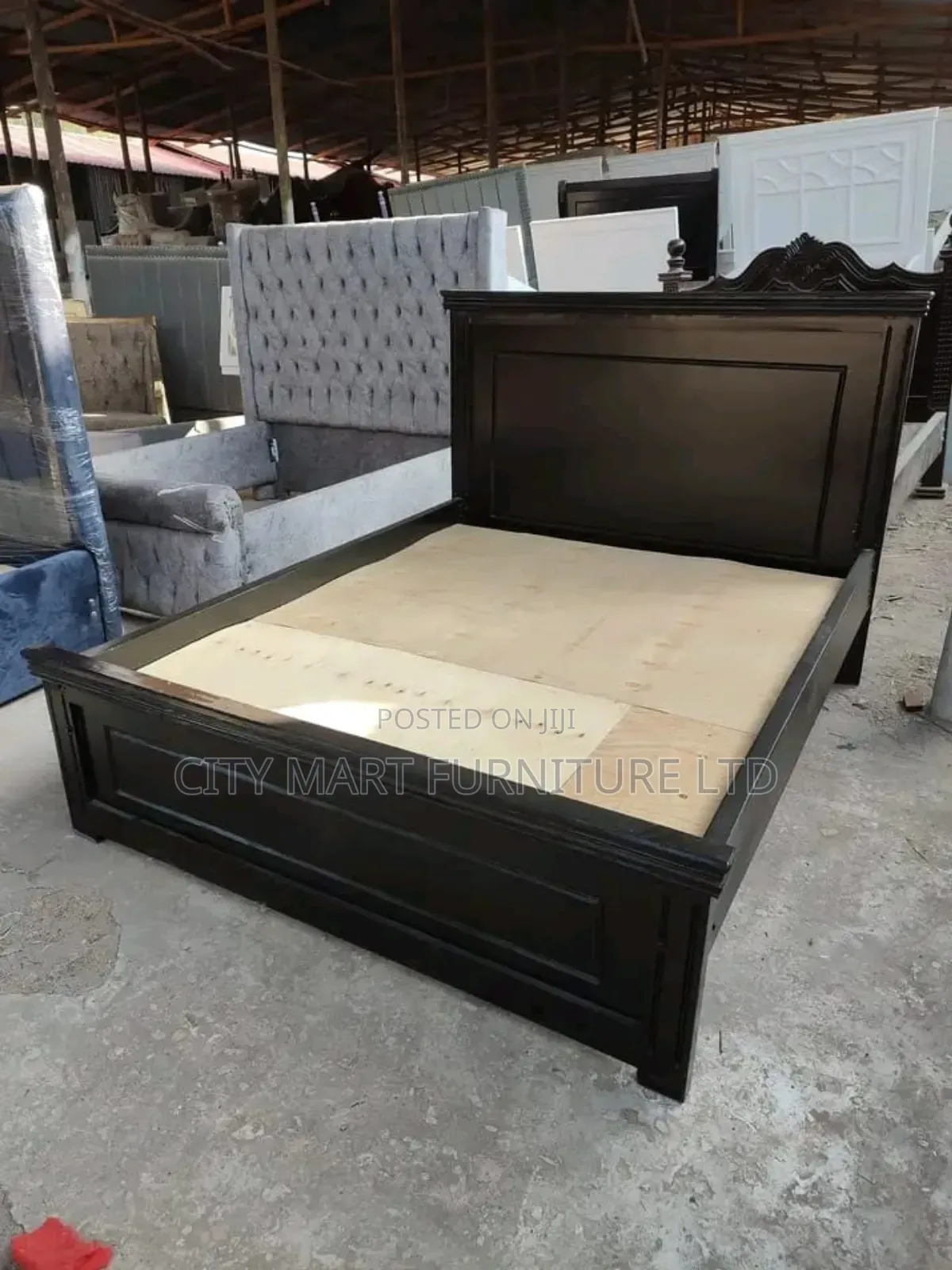 World -Class Modern Board Panel Beds