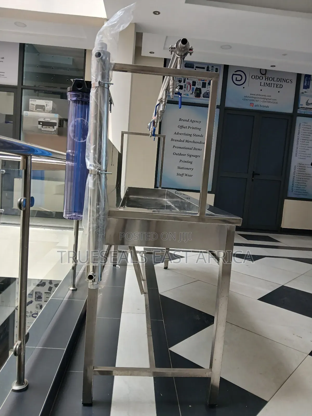 6 Tap Stainless Steel Filling Unit