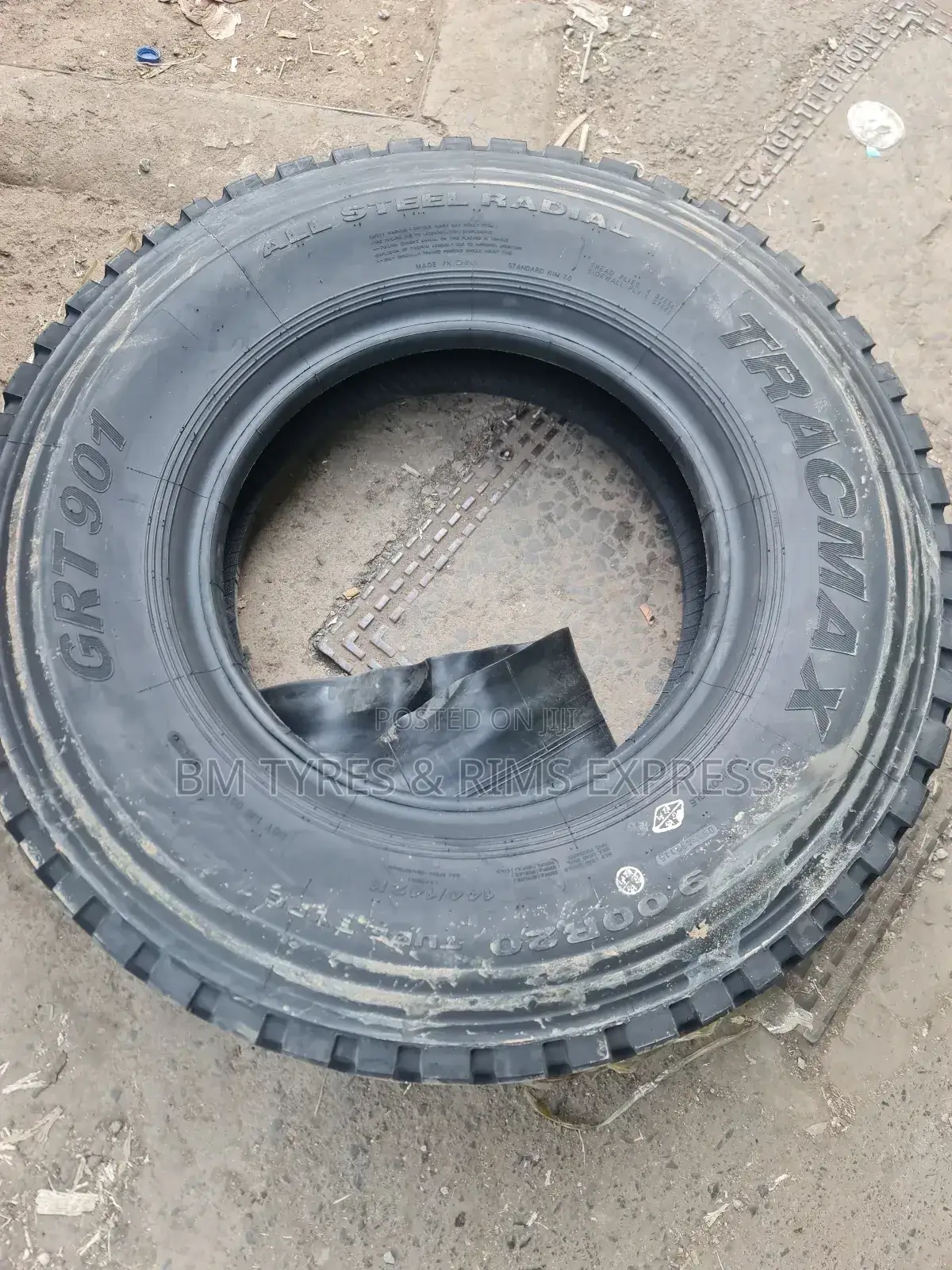900 R20 Tracmax Tyres (Allposition)