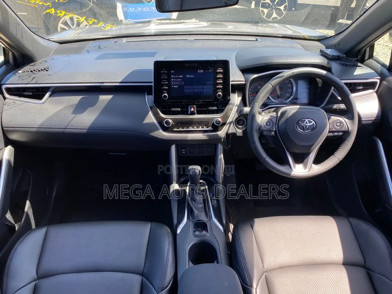 Toyota Corolla Cross 2022 Brown