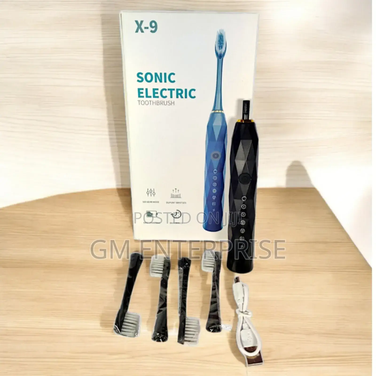 Sonic Electric Toothbrush ,3 Brush Heads 
I