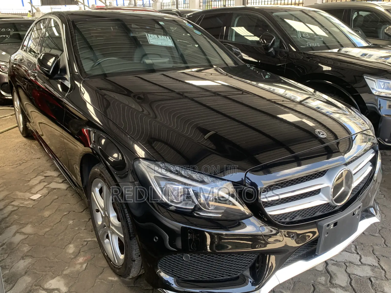 Mercedes-Benz C200 2018 Black