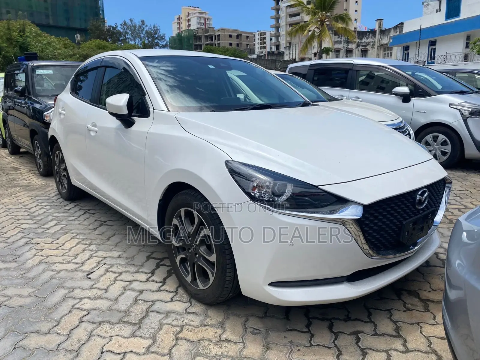 Mazda 2 2020 White