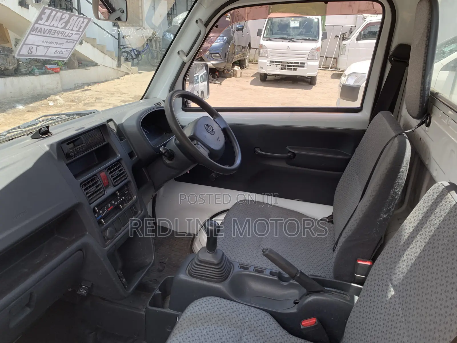 Nissan 100 2018 White