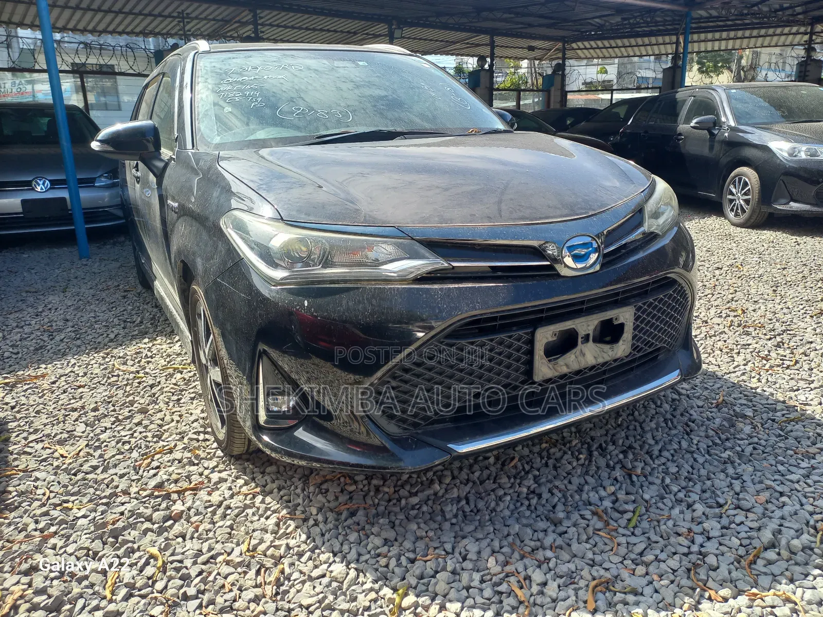Toyota Corolla Fielder 1.5 Hybrid FWD 2019 Black