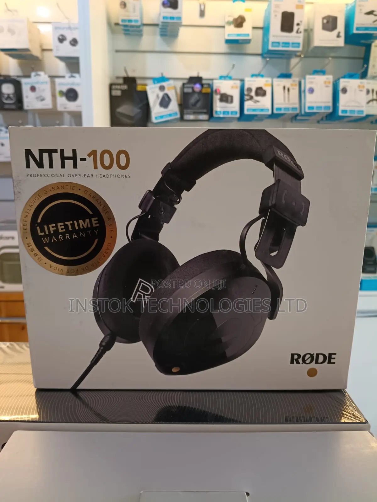 Rode NTH-100 Professional Over-Ear Headphones