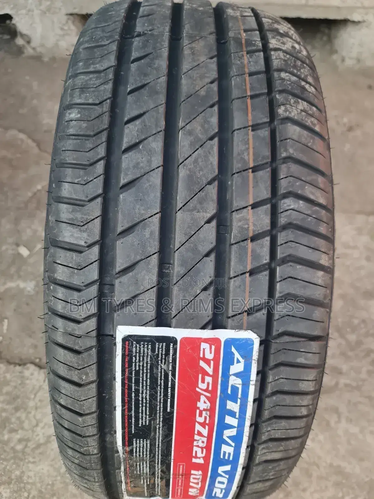 275 /45 R21 Vinmax Tyres