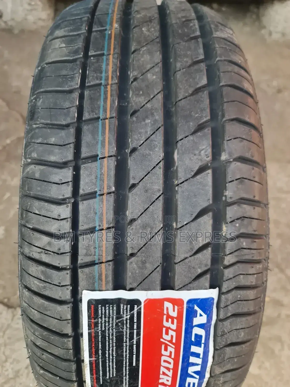 235 /50 R18 Vinmax Tyres
