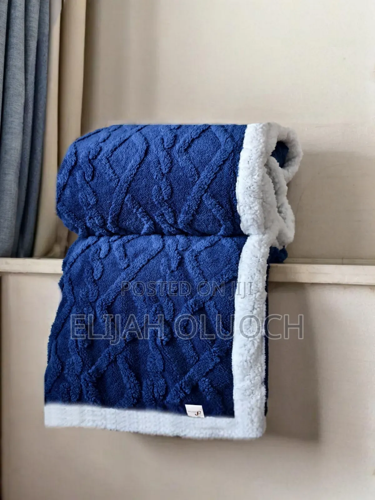 Sherpa Blankets Available 
 Sizes 6by6