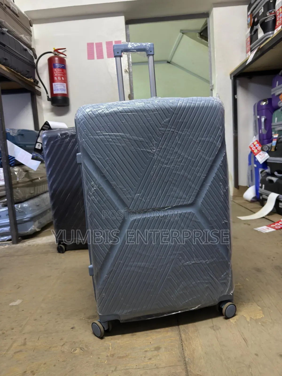 Stylish Rubber Xl Large Rubber Suitcase Height Is 75cm