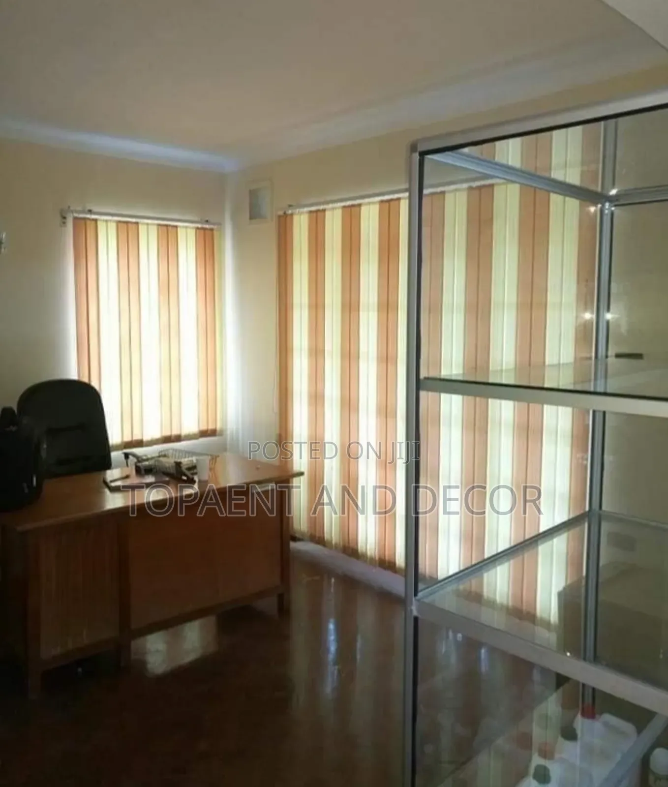 Cool Vertical Blinds That Control Light in Style