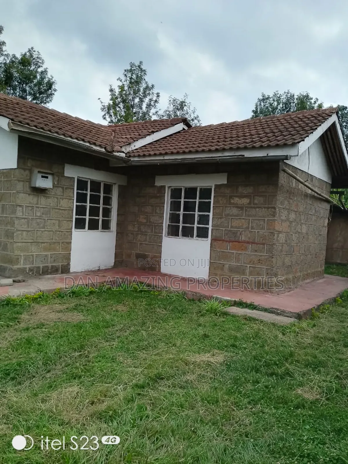 1/4 Corner Plot in Ngong Vet for Sale Ideal for High End Apartment