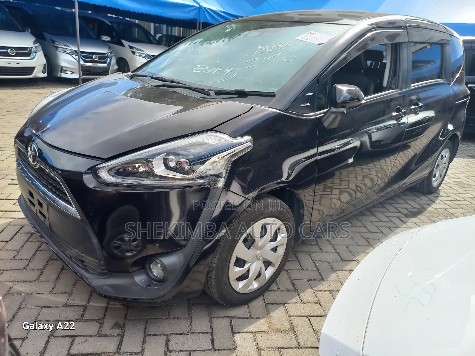 Toyota Sienta 1.5 FWD (6-seater) 2019 Purple