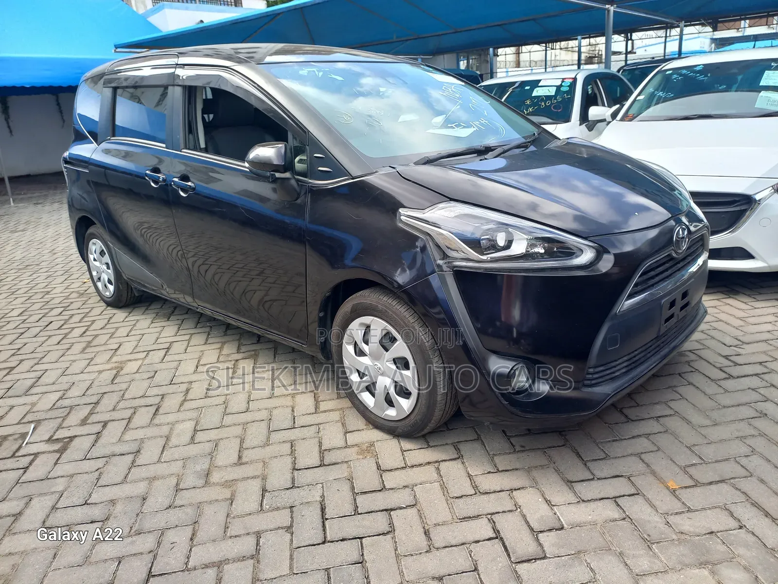 Toyota Sienta 1.5 FWD (6-seater) 2019 Purple