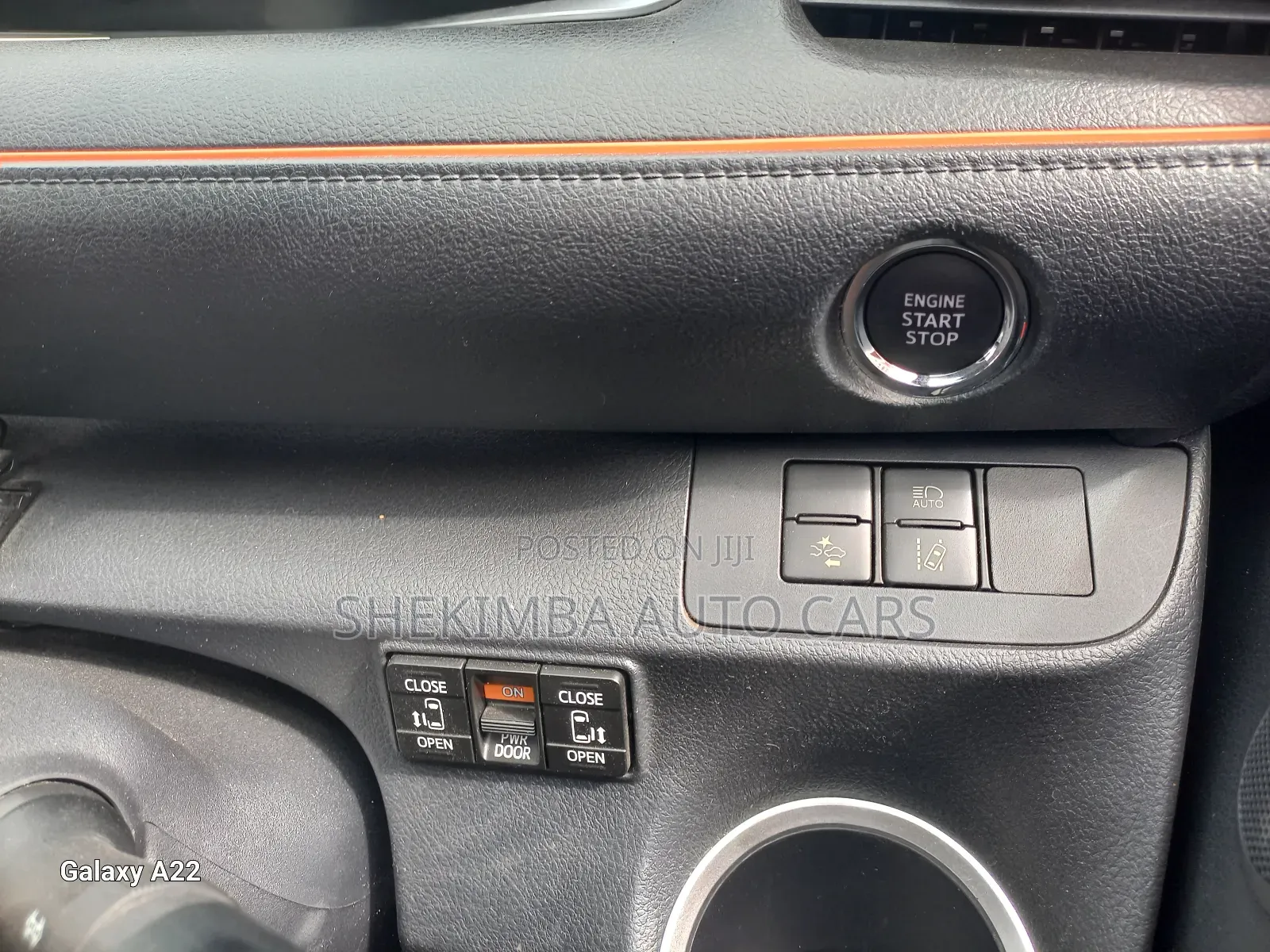 Toyota Sienta 2019 Brown