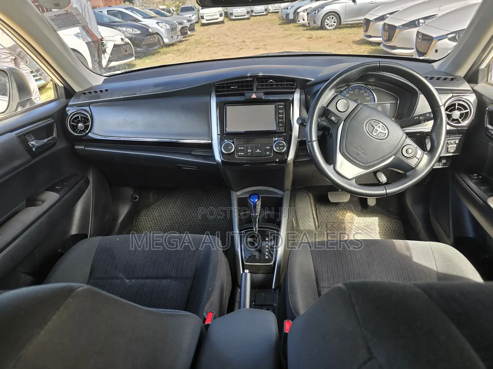 Toyota Corolla Fielder 2018 White