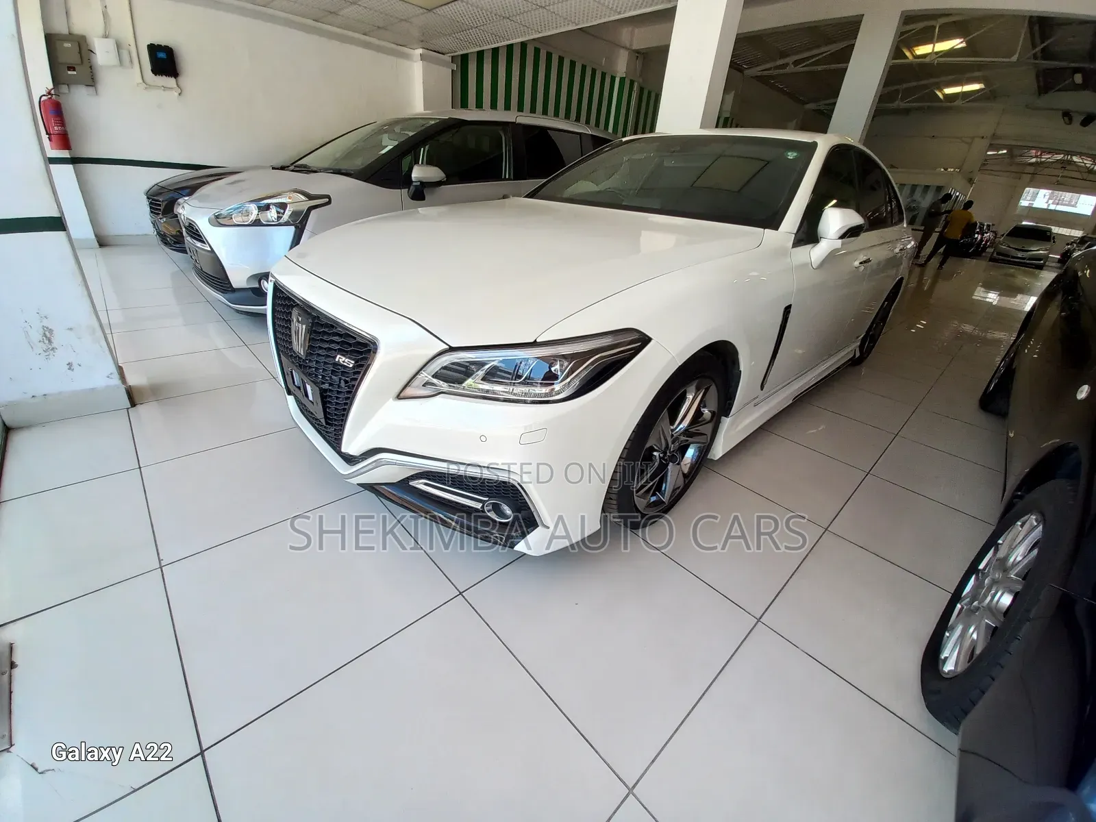 Toyota Crown 2019 White