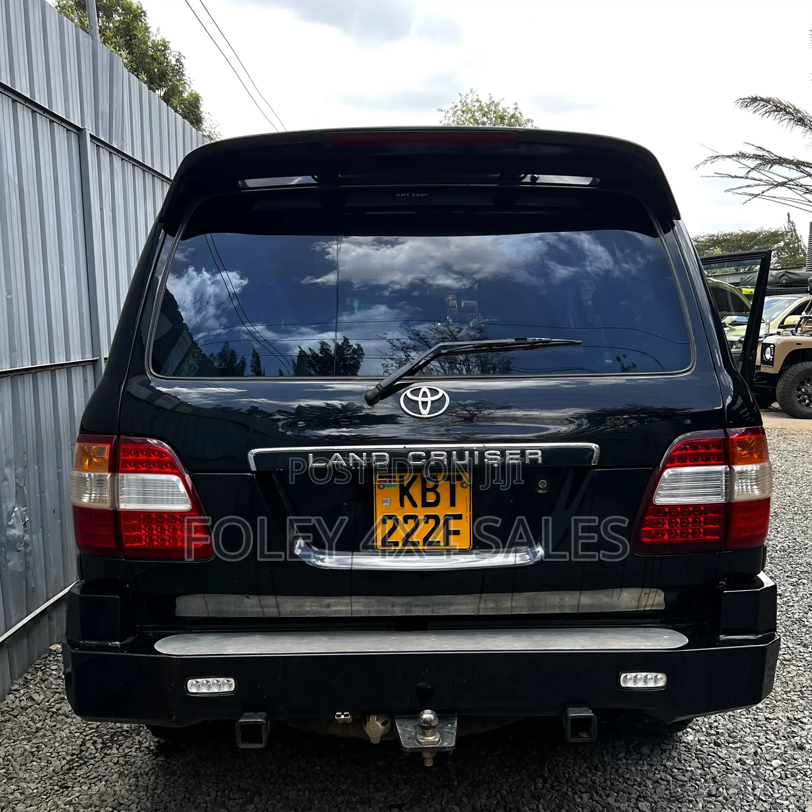 Toyota Land Cruiser 100 4.2 2006 Black