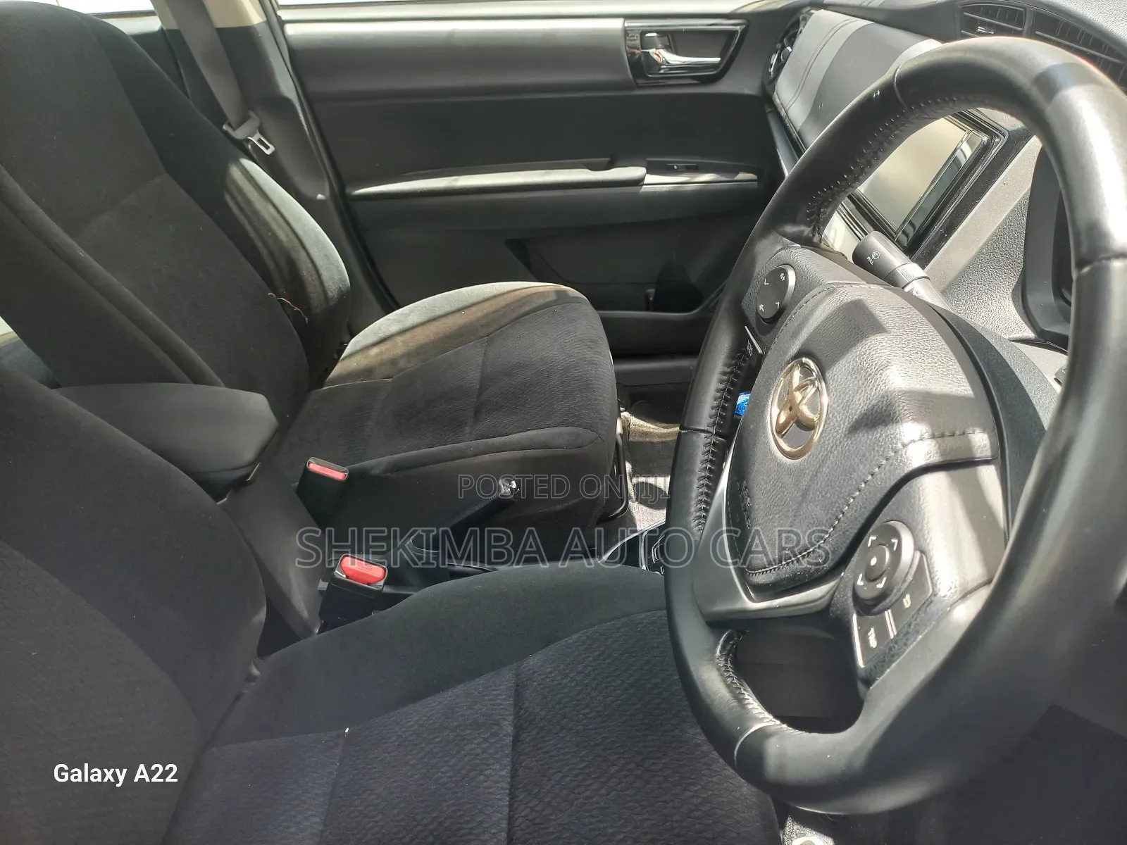 Toyota Axio 1.5 Hybrid G 2WD 2019 Gold