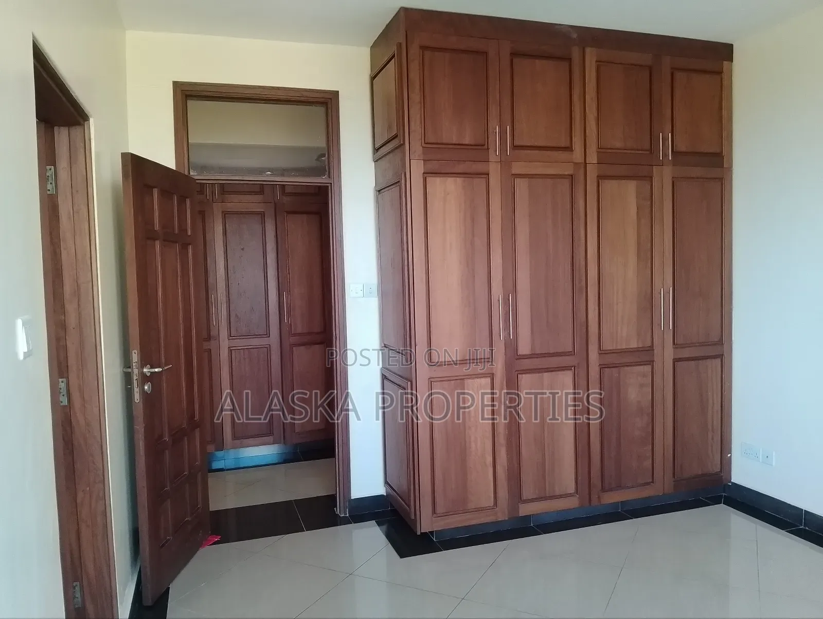 4bdrm Apartment in Nyali Estate for sale