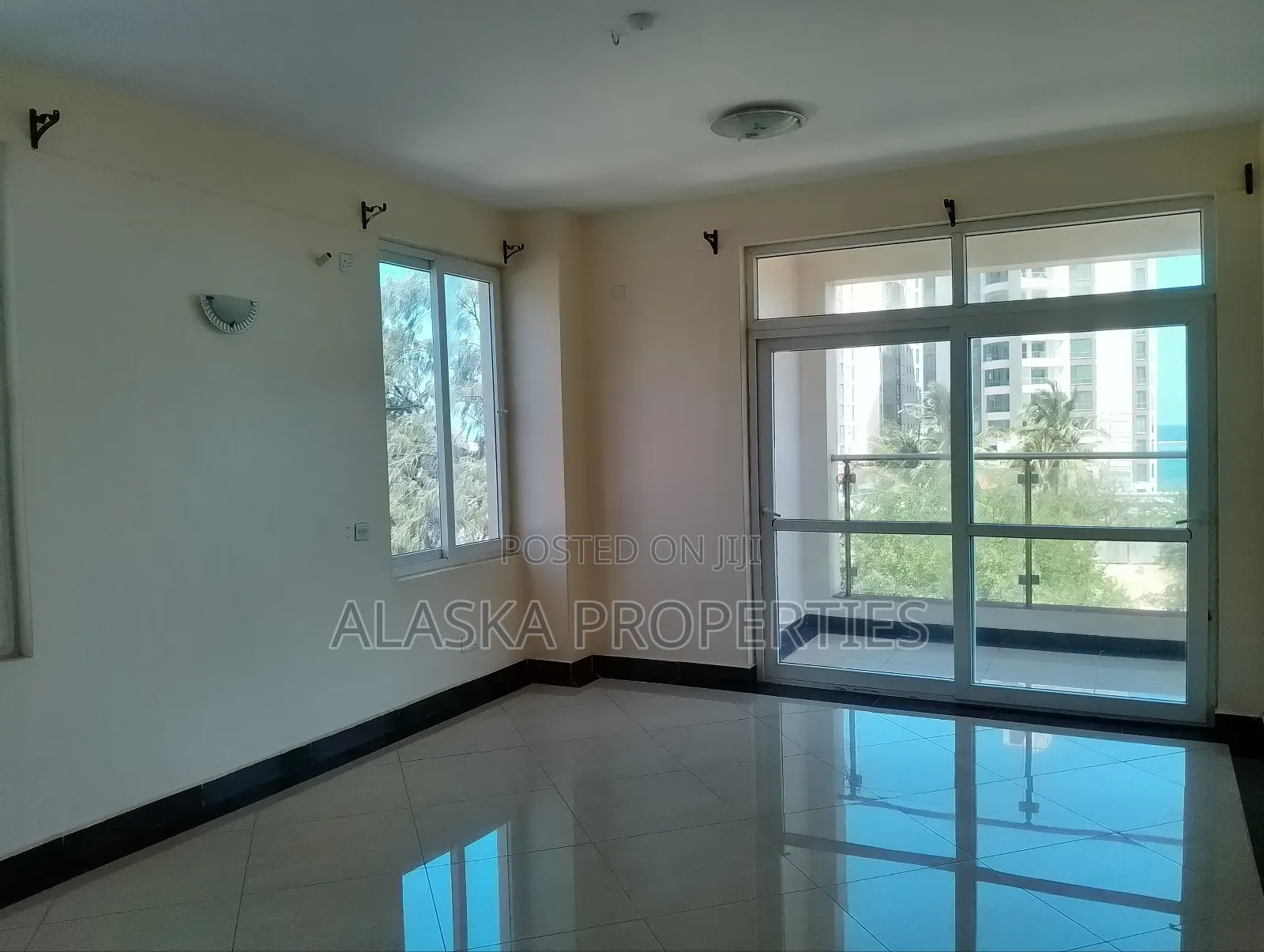 4bdrm Apartment in Nyali Estate for sale