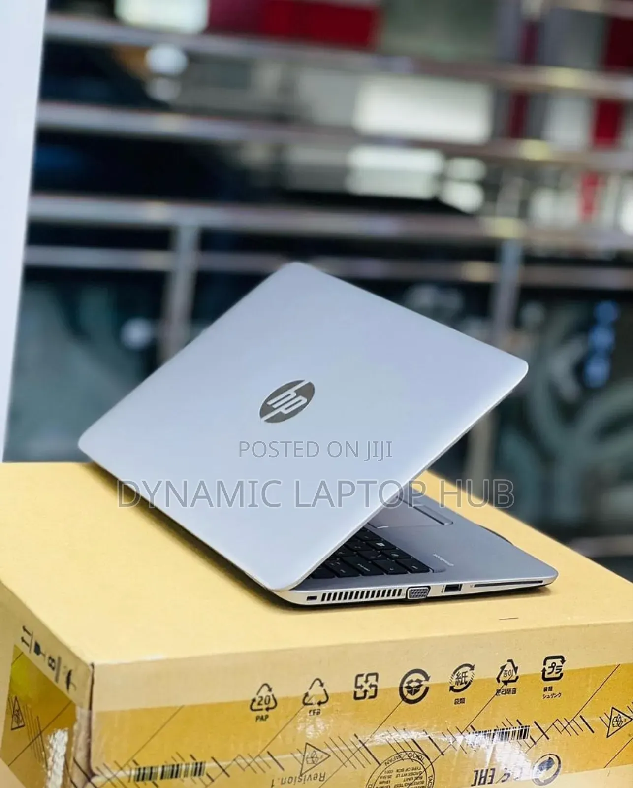 Laptop HP EliteBook 820 G3 8GB Intel Core I5 SSD 256GB