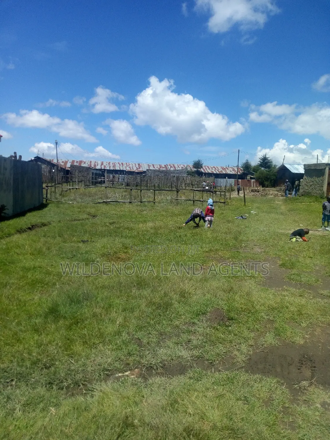 2 Plot on Sale. Size 40*80