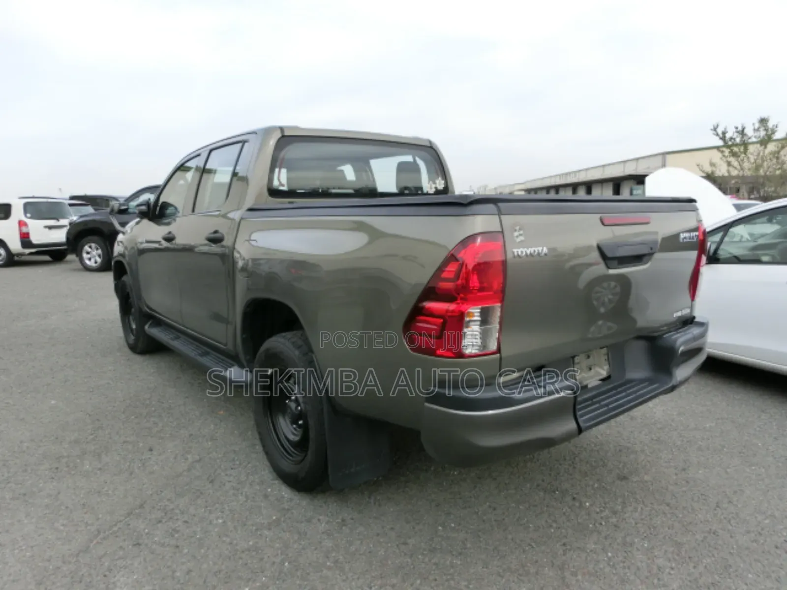 Toyota Hilux 2020 Gray