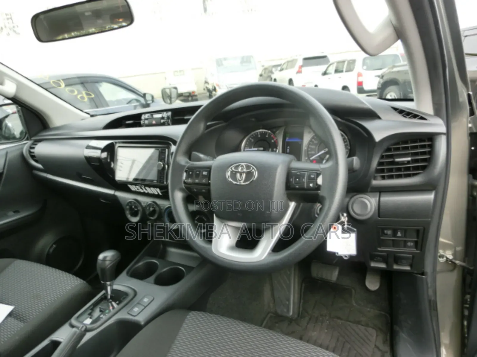 Toyota Hilux 2020 Gray
