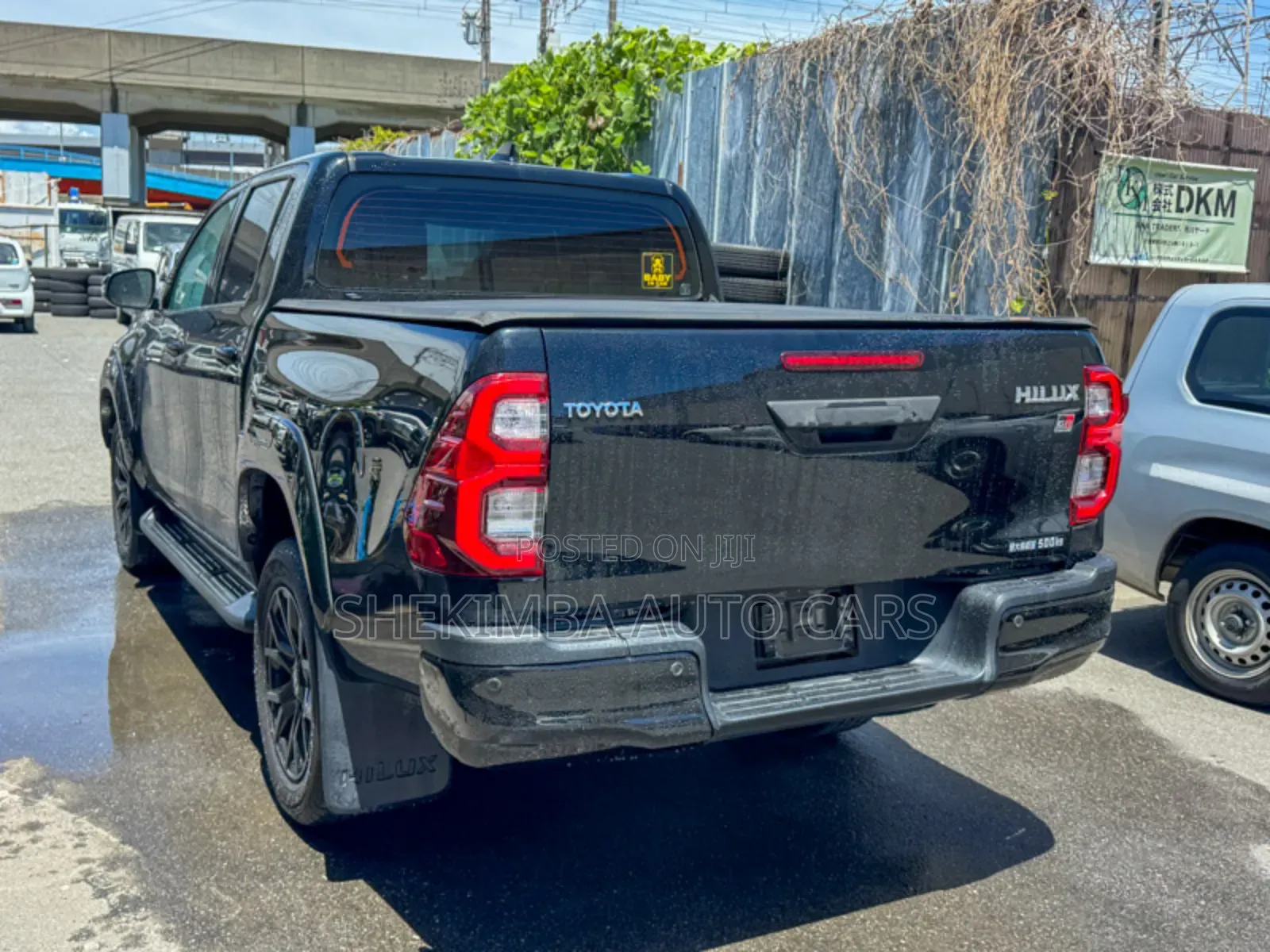 Toyota Hilux Revo Double Cab Deisel 2.4 AWD 2021 Black