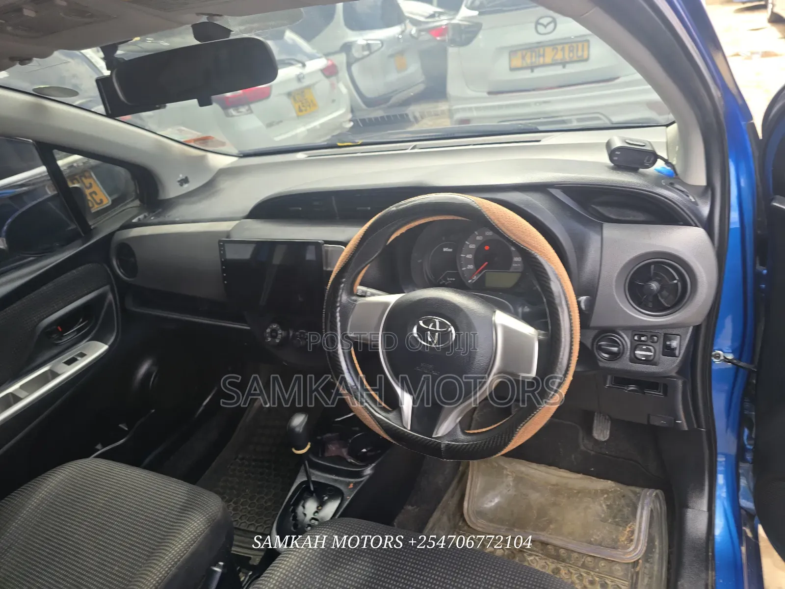 Toyota Vitz 2017 Blue