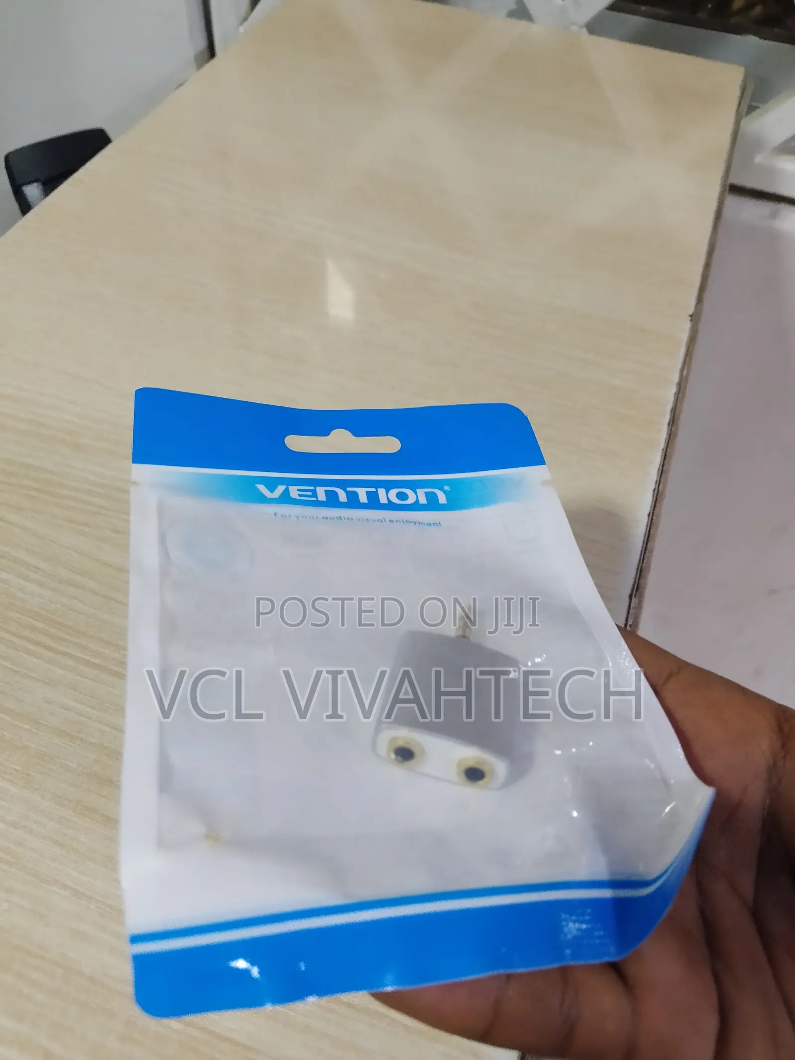 Vention 3.5mm Male - 2*3.5mm Female Converter