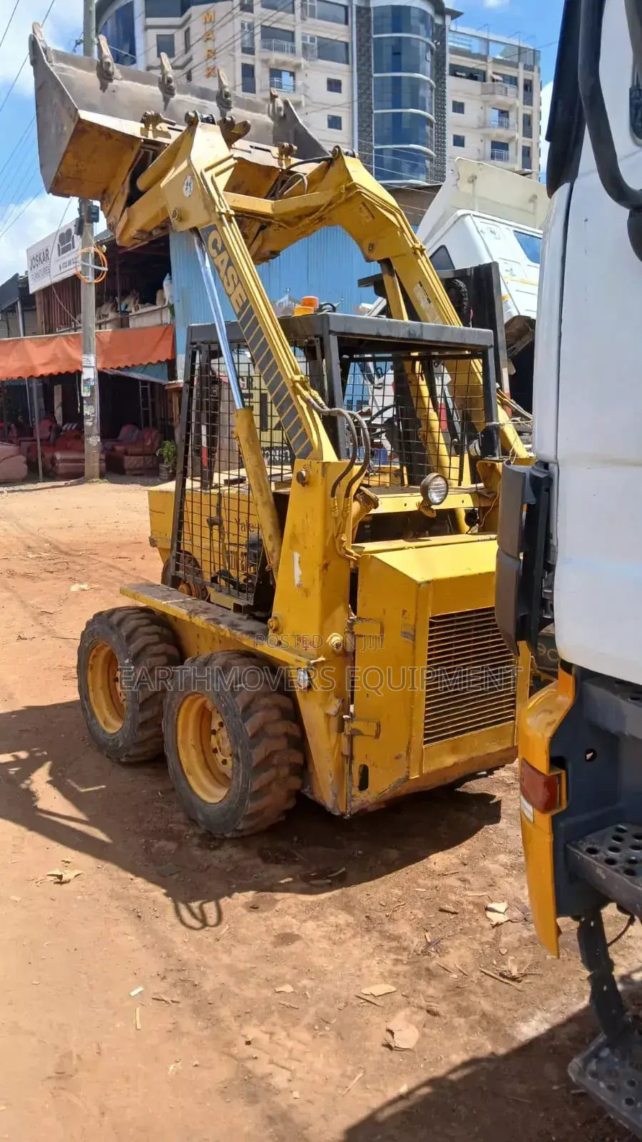 Skid Steer/Bobcat ( Wheel and Crawler) for Hire