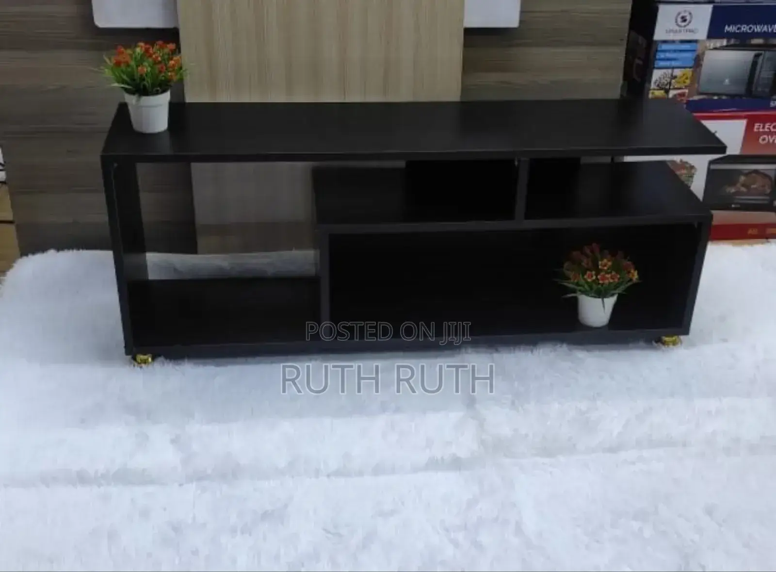 Black Mexica Tv Stand Hold Upto 55 Inches