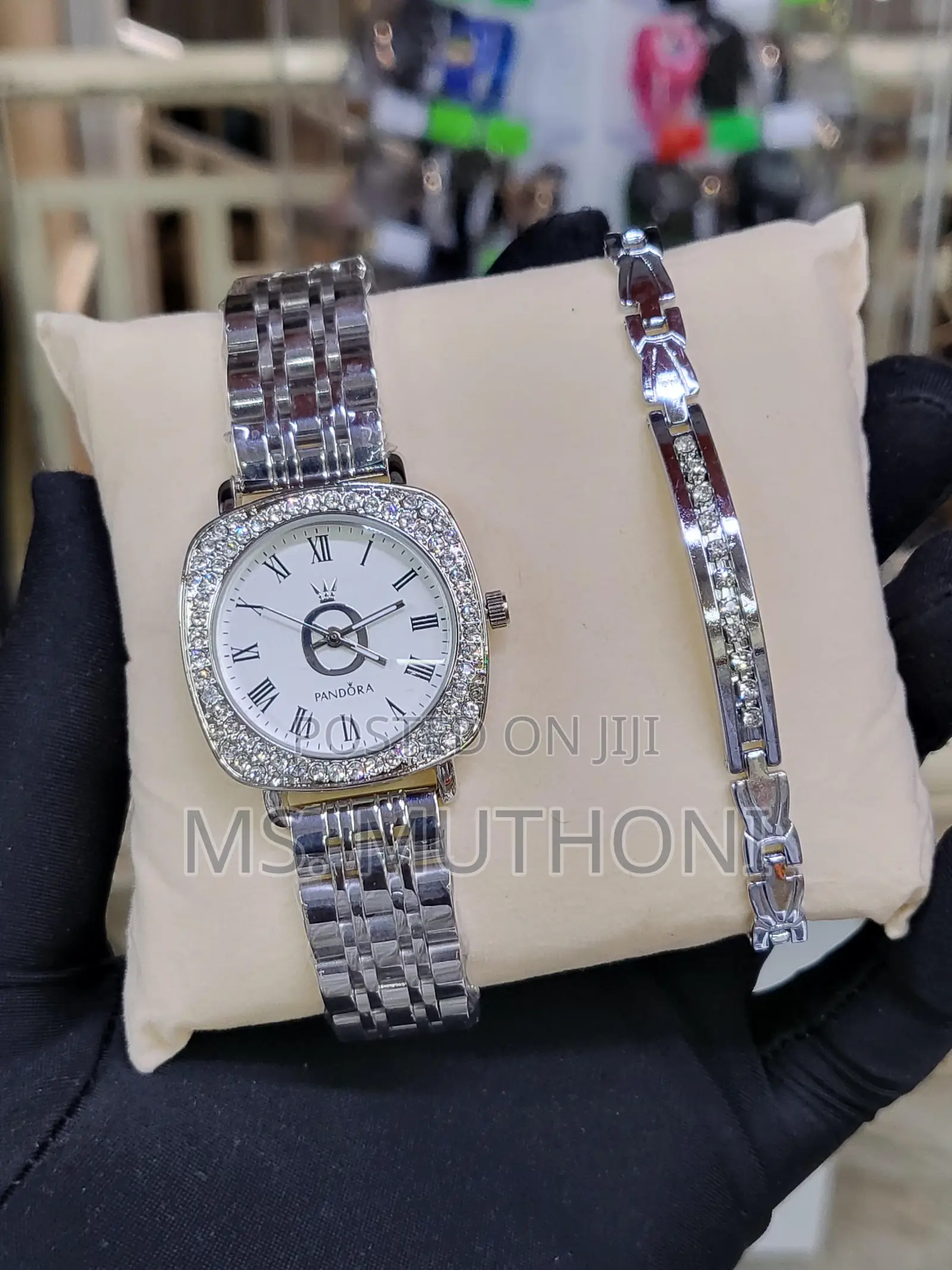 Lady’S Wrist Watch X Bracelet *