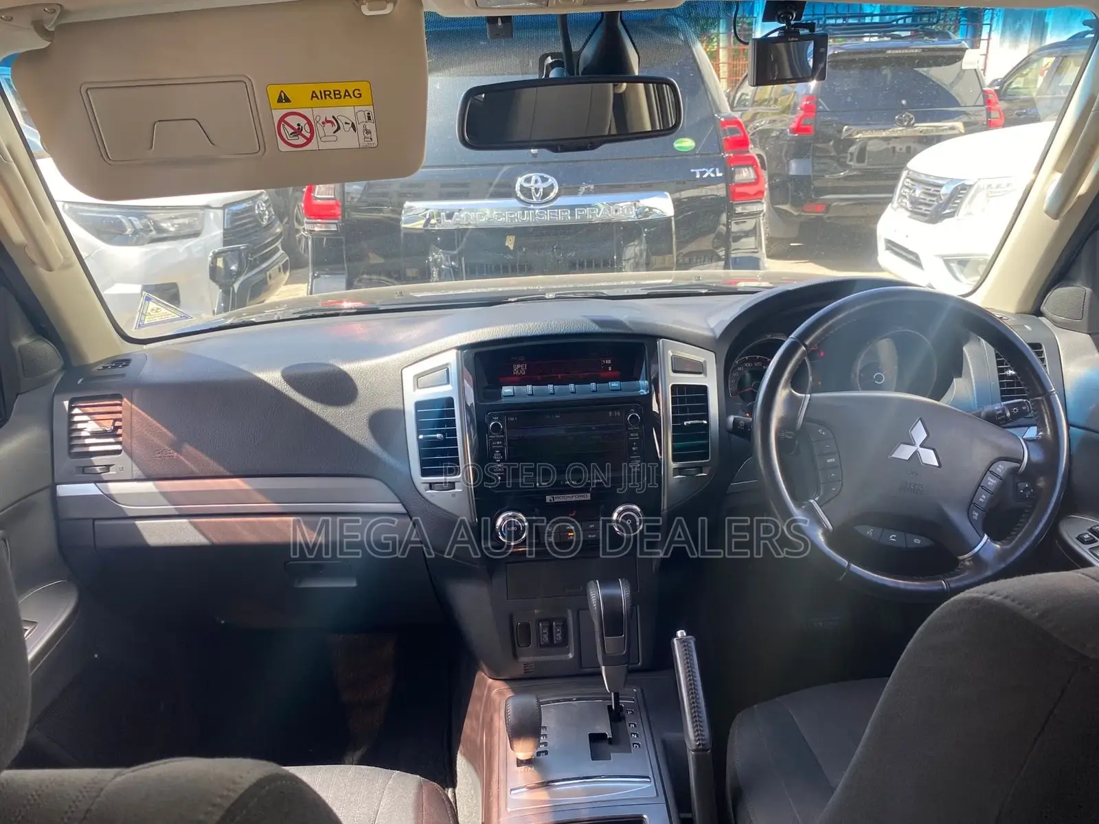 Mitsubishi Pajero 2018 Black