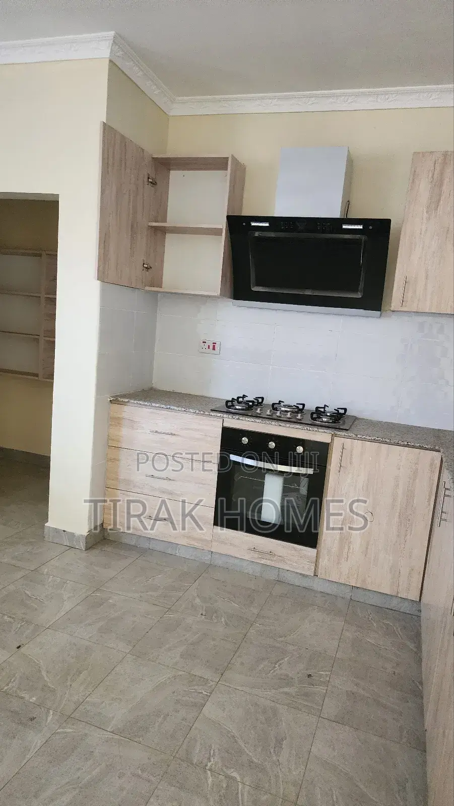 3bdrm Bungalow in Batian Estate, Kenyatta Road / Theta for rent