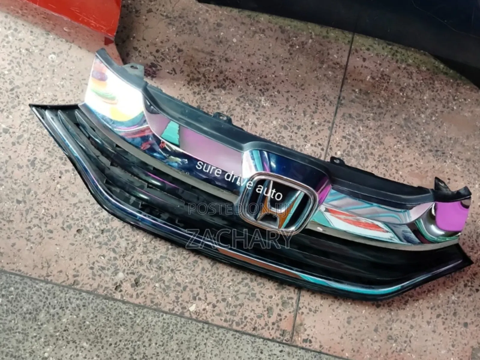 Honda Fit Shuttle 2015 Grill