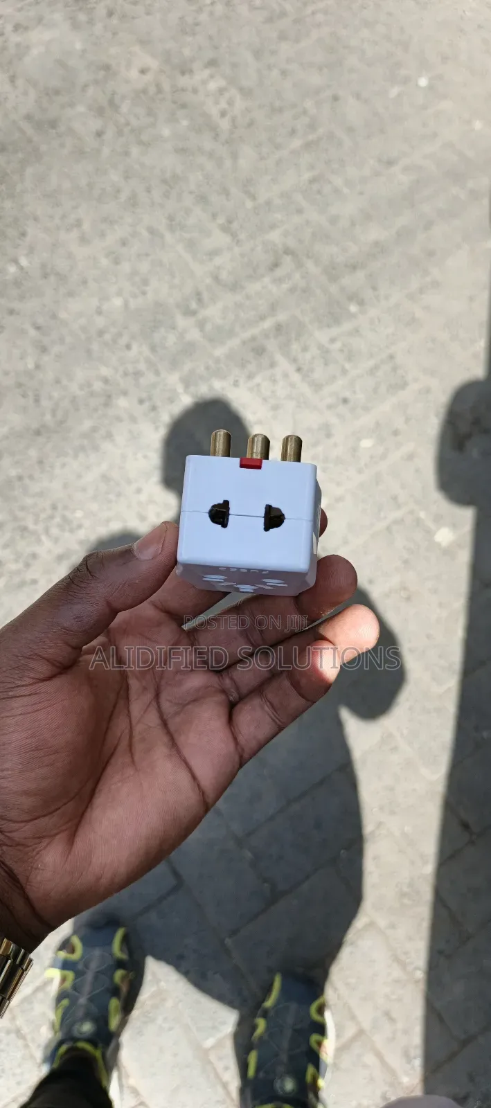 16a Multiplug Type M