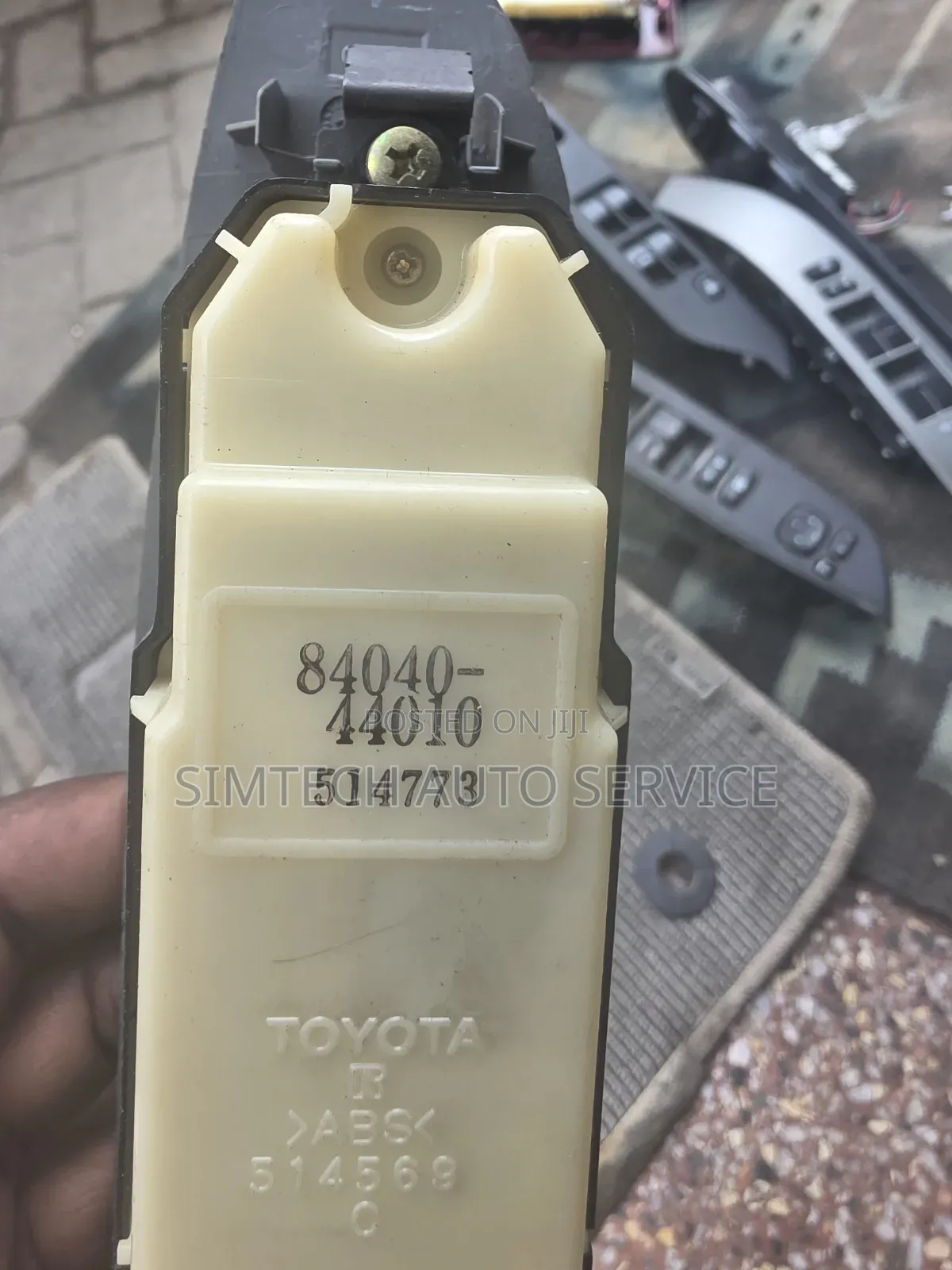Toyota Noah Main Window Switch