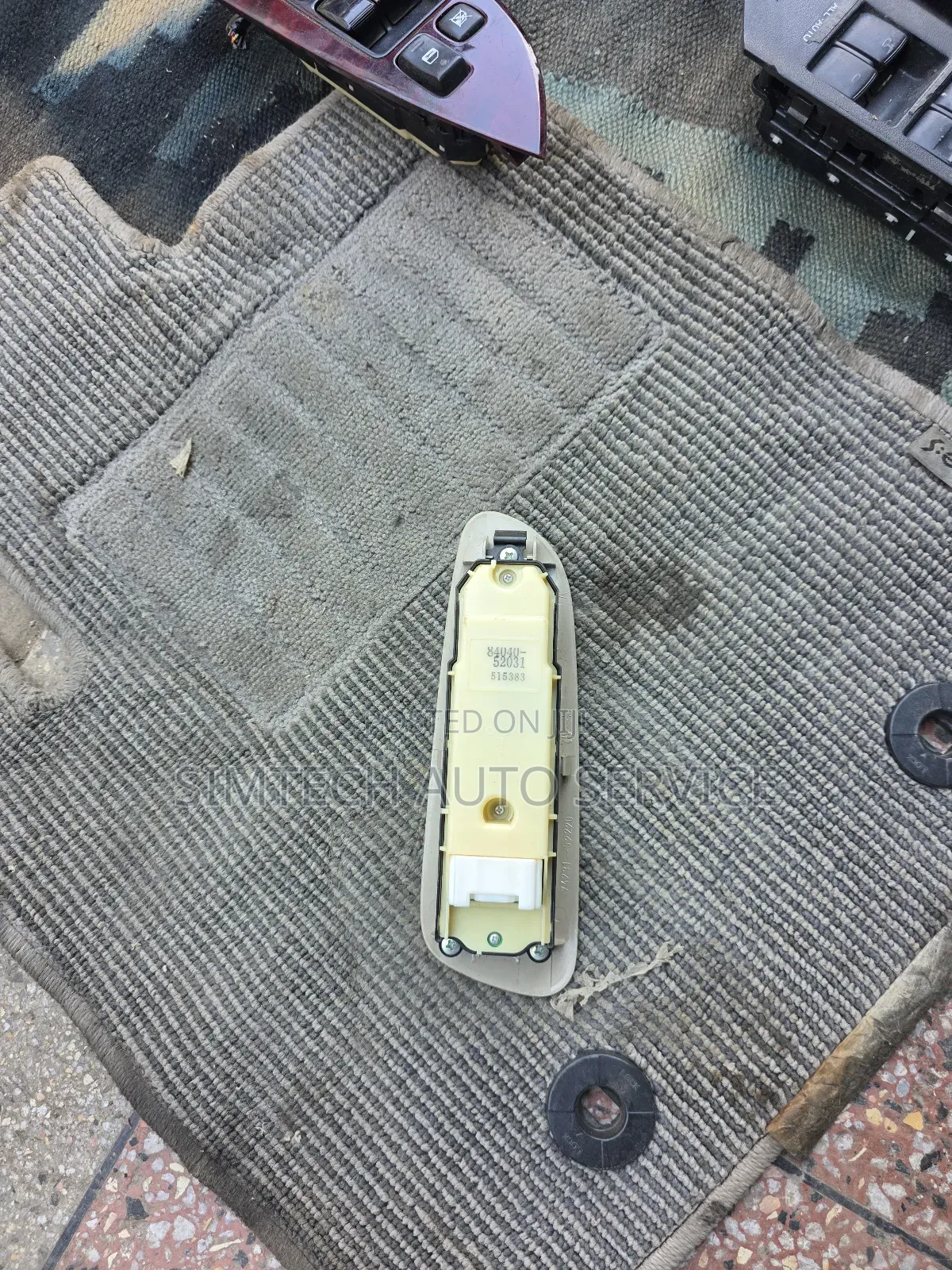 Toyota Sienta Main Window Switch