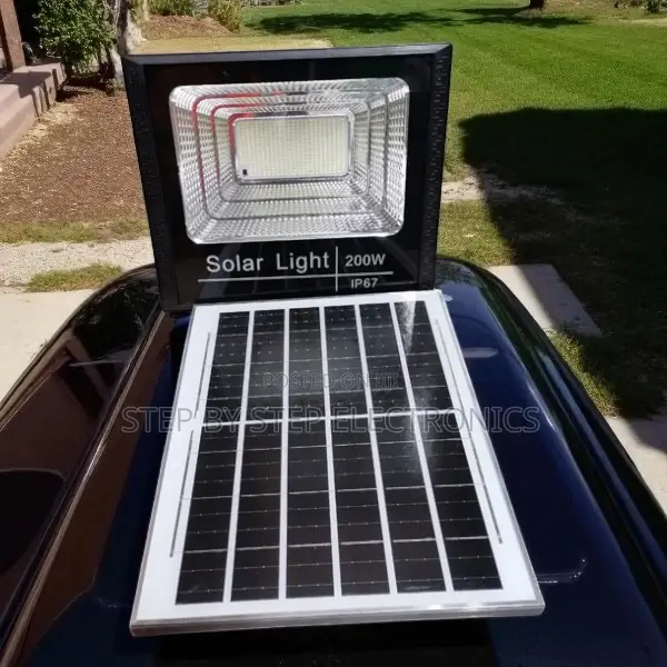 100w Solar Flood Light Ip67 Waterproof Automatic Light Control System