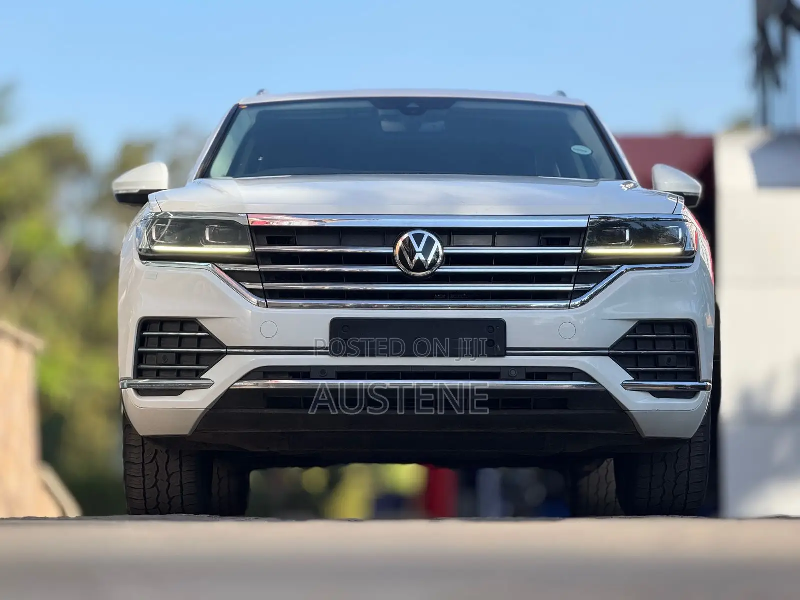 Volkswagen Touareg 2019 White