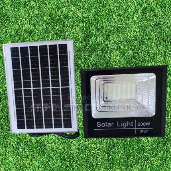 Ip67 Waterproof 200w Solar Flood Light Energy Saving Outdoor Lamp
