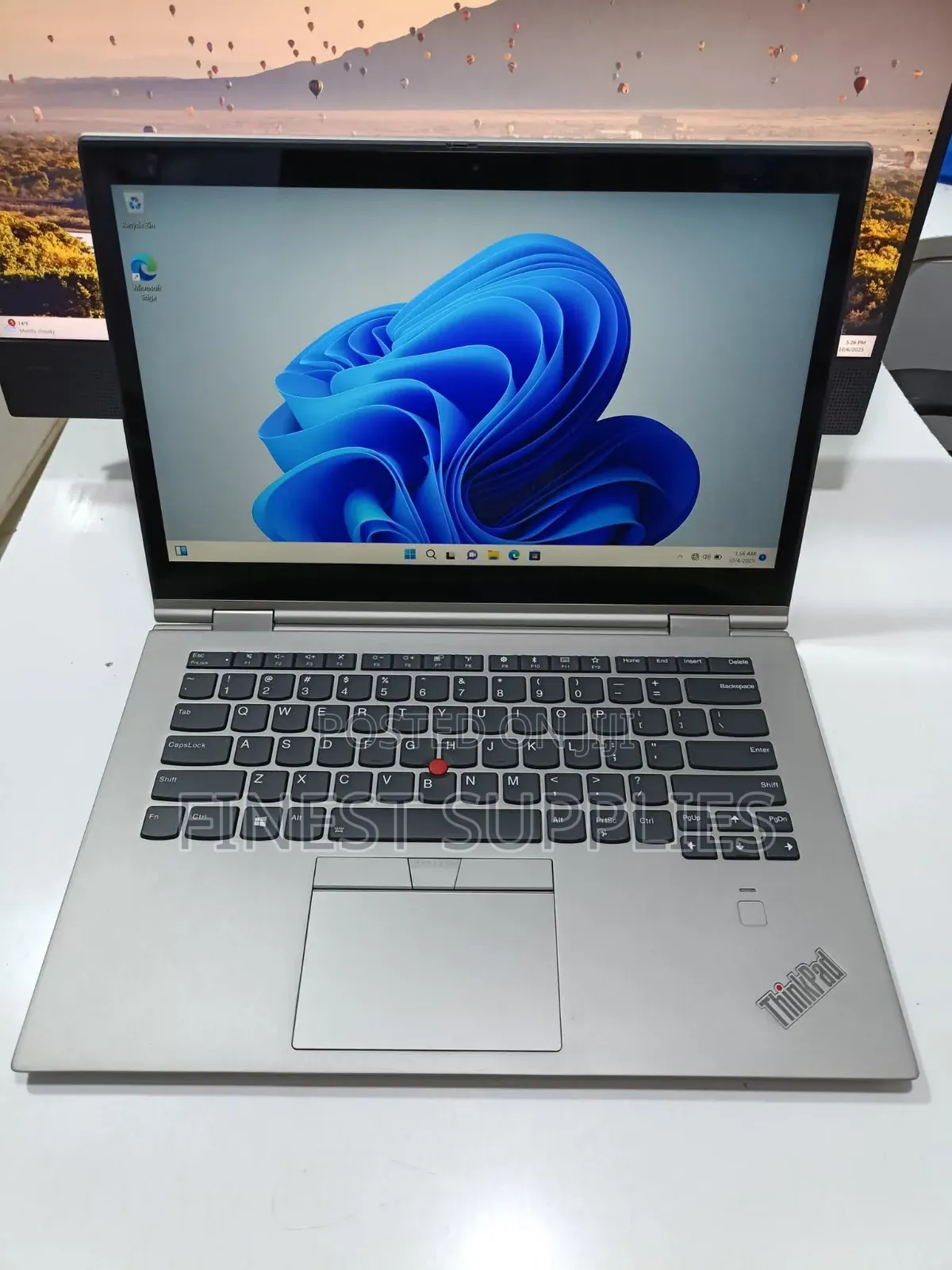 Laptop Lenovo Thinkpad X1 Yoga 4GB Intel Celeron HDD 128GB