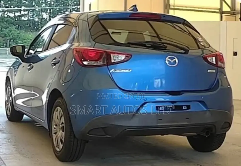 Mazda Demio 2018 Blue